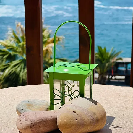 Maya Mallis Apartment