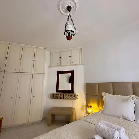 Apartment Maya Mallis