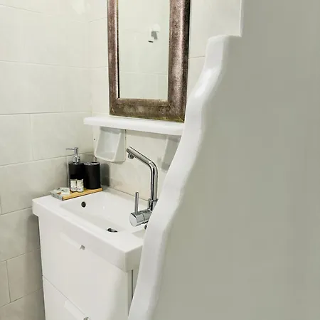 Apartment Maya Mallis *